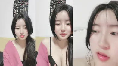 外表甜美邻家妹妹！好久没自慰了！多毛骚穴震动棒插，爽的流白浆，抽插猛捅，搞的舒服了