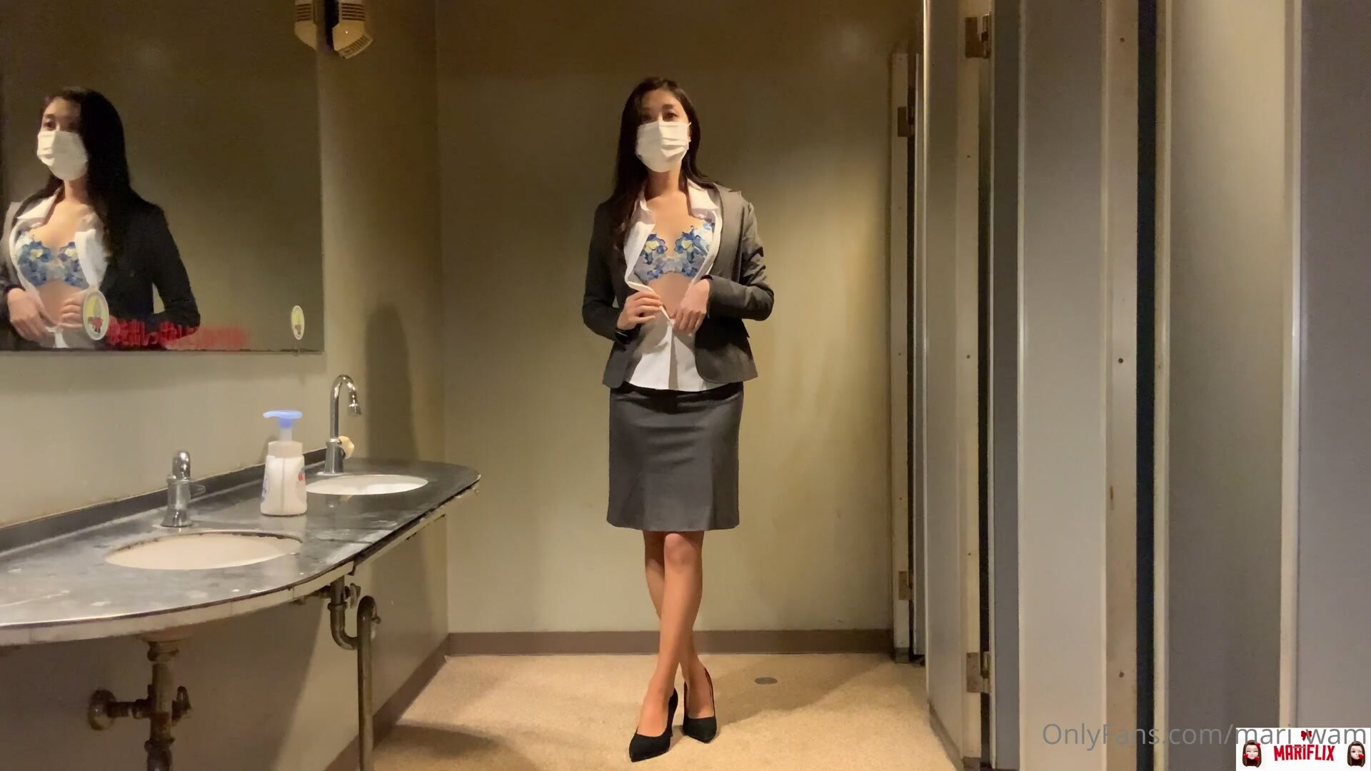 ✨【轻度猎奇】高颜值日本气质素人少妇「mari wam」OF露脸私拍 反差美人妻沉沦精液地狱【第九弹】 (11)