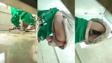妇科门诊女厕全景偷拍多位美女嘘嘘还有几个接尿做检查1