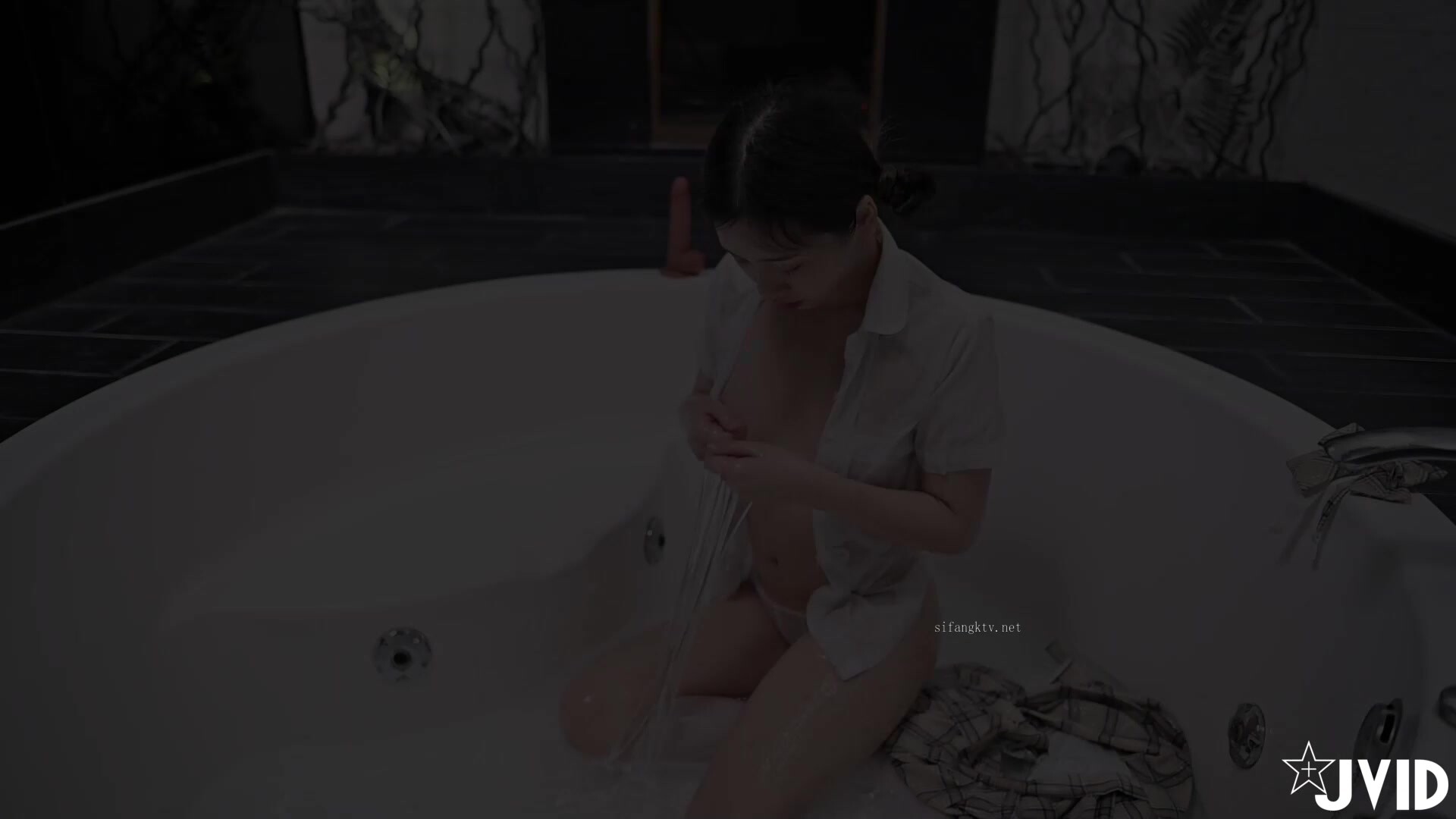 【JVID重磅】超顶气质御姐【茶理】大量黏液玩 泡润滑液