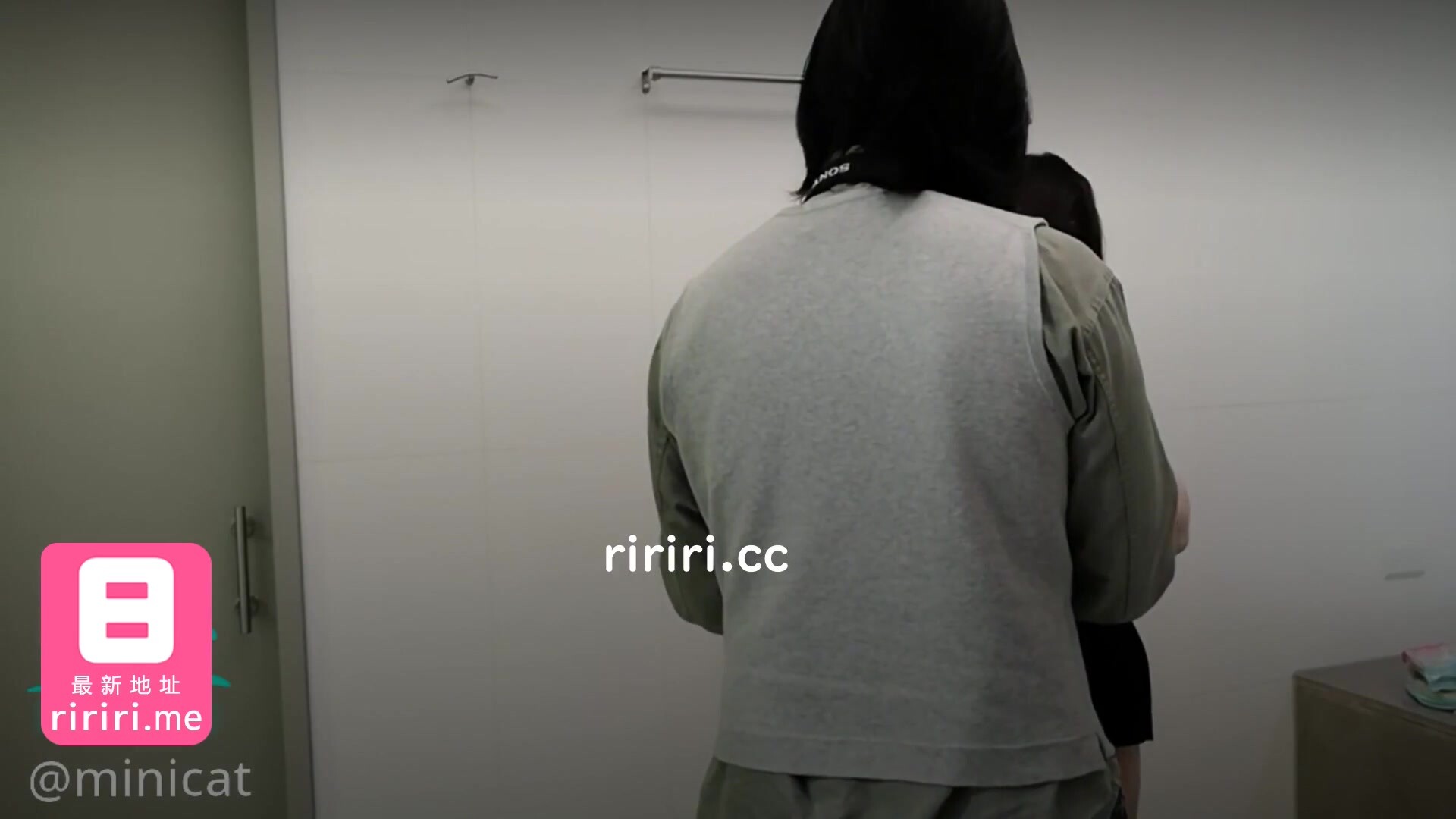 SWAG 射淫师的镜头深入好深好舒服的地方 Minicat
