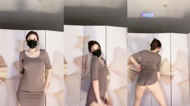 ❣️推荐❣️抖音擦边主播【小阿姨A】会议擦边舞74V，小尺度，微露 (20)