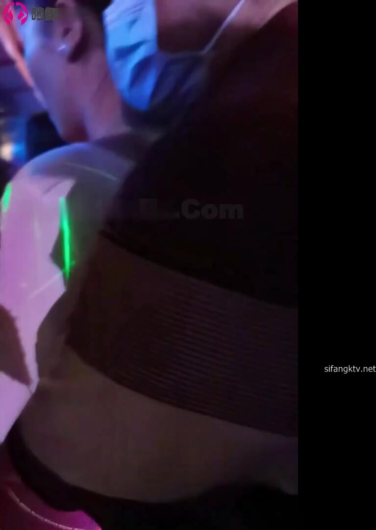 《砂舞厅》重庆望江楼舞厅内的淫乱的抓奶抠逼2 (14)