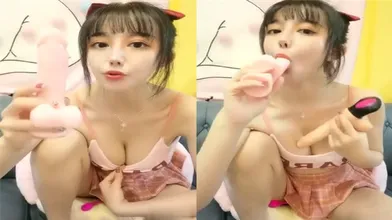 甜心奈奈长相超美无毛女