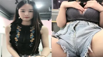 这么美的奶子我要玩一辈子极品小穴我要插一万年