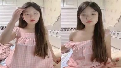 肥臀大奶妹子口交伺侯男友后入操逼