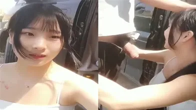 可爱的女友给男友爸爸消火_