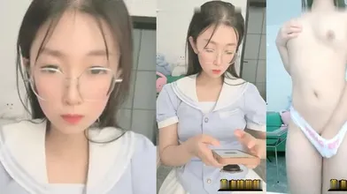 极品尤物女神大学生眼镜JK装乳夹抖臀摸穴随着音乐摆臀妹妹好想被操极度诱惑