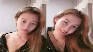 很漂亮很可爱唯一一部震动器自慰大秀