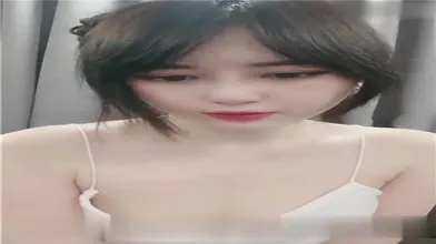 被渣男欺骗感情18岁小姐姐宿舍自慰
