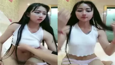 苗窕大奶可爱妹子被男友舔奶玩弄爆操
