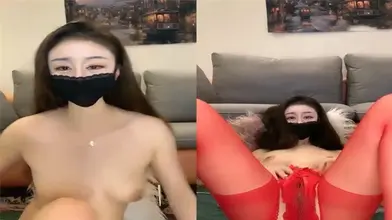 红丝苗窕大奶欲姐淫声荡语撩骚互动近拍坐骑假屌操逼