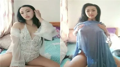 极品颜值小姐姐蜜桃姐收费大秀跳单自慰潮喷淫水四溅_