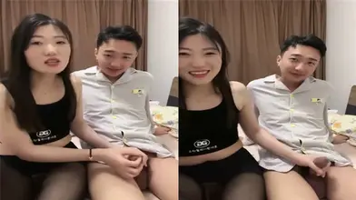 苗窕贫乳欲姐口交大鸡巴上位坐骑狼友榨汁