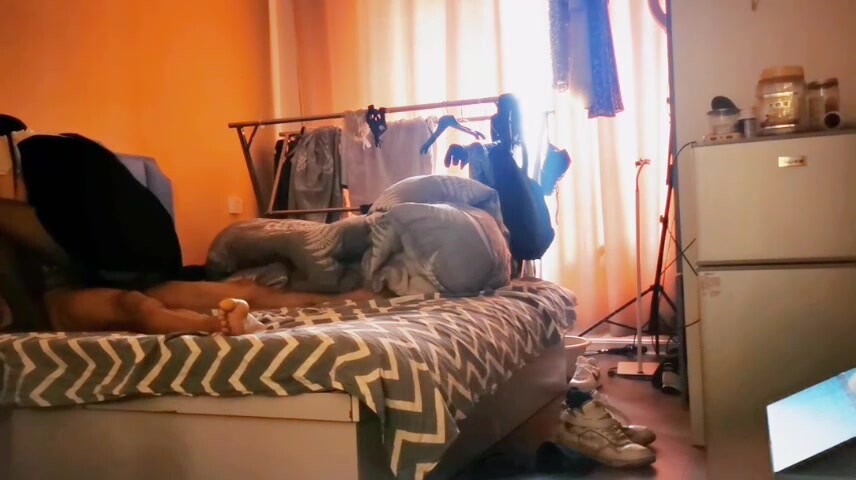 猛男体育生休假密会伪娘,抱着她就是一顿输出爽死了