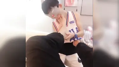 重口调教球服鲜肉骚奴,吃大鸡吧脚袜鞋喝圣水(上)
