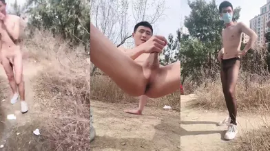 阳光小哥哥户外裸体黑丝,被路人玩鸡巴