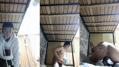 鲜肉大学生被女记者采访在宿舍