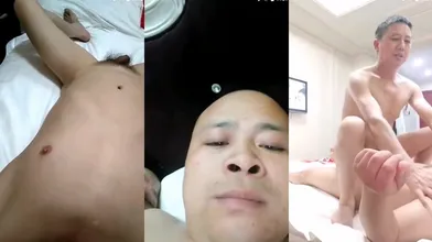 沈阳教材老板包养两个临时工,轮奸自己的骚屁股,白天人模人样,晚上在床上像个妓女一样贱