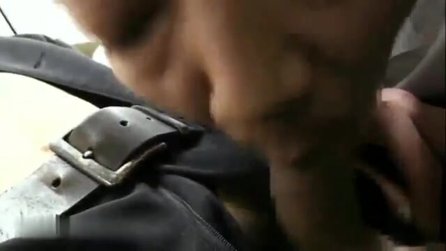 (猥亵直男) (完整版) 直男体育生办公室偷看黄片精虫上脑撸管泄欲_翻车被抓老师威逼猥亵献出小穴坐奸极品体育生