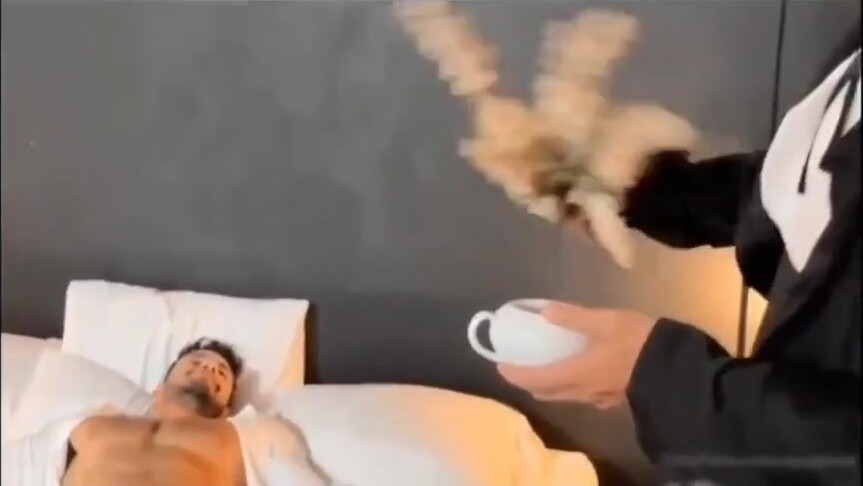 小哥身中没鸡巴就会die的诅咒,现在急需一个巫师用鸡巴来解咒!(上)