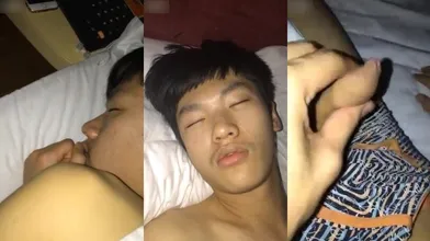 【完整版】弟弟醉酒躺床上睡觉,姐夫偷偷进去玩大嫩屌