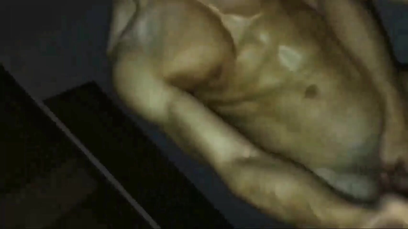 肌肉男舔脚闻rush被超的很爽