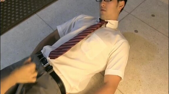 【福利】颜值超高正装小哥 第一次体验男人服务