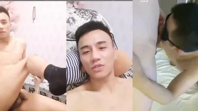 金主叔叔花钱双飞学生弟弟,学生的逼太嫩了,捅两下全是水,真他妈会叫床