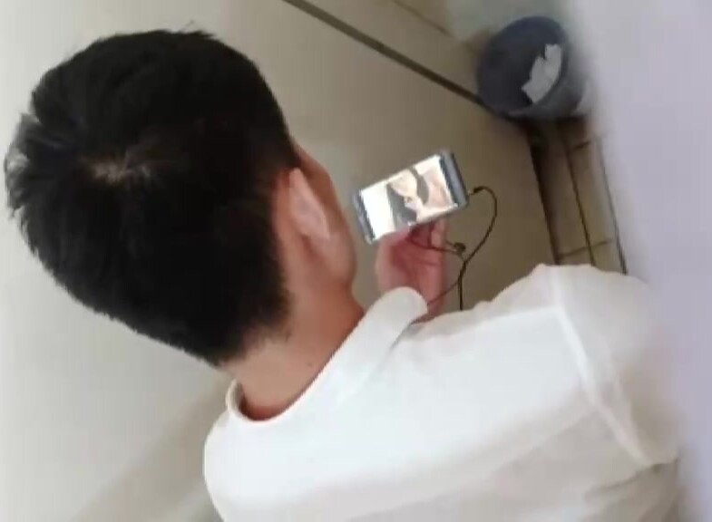 宿舍楼厕所蹲守泄欲同学第六十三弹