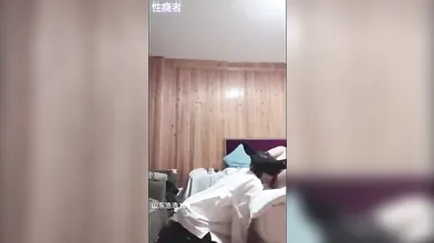 山东浩浩4月新作！酒店无套开苞190极品本科生,逼太紧爽得他超兴奋一直猛操,精液直接射在嫩逼深处