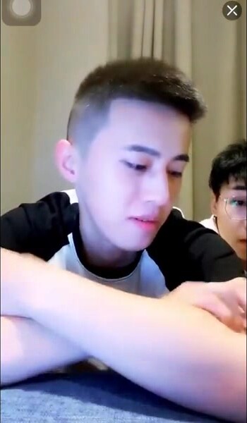 [完整版] 天菜鲜肉小情侣啪啪,颜值小攻大屌激操插射