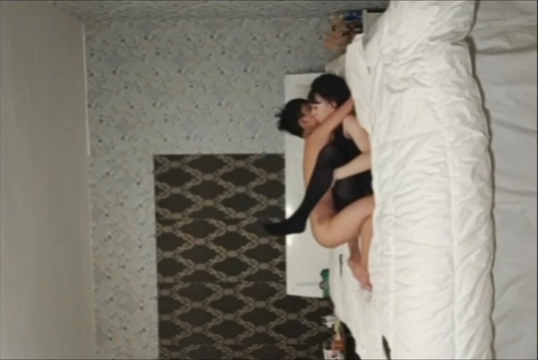 【下集】伪娘金花,18岁打工弟弟破处之旅,不识逼,被骗生涩捅菊花