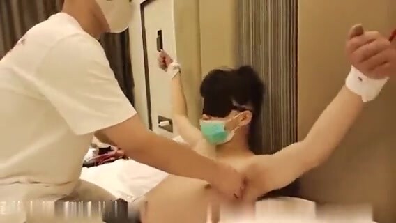 学长强制捆绑玩弄腼腆小奶狗学弟