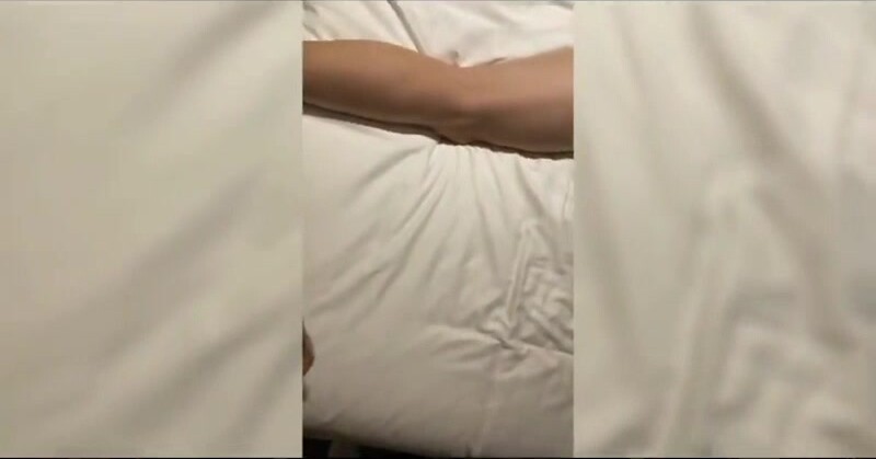 [福利版] 腹肌小哥哥轮操奶狗弟弟,满满射出