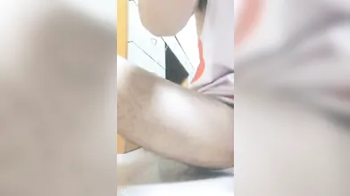 篮球体育生上翘的大屌喷射