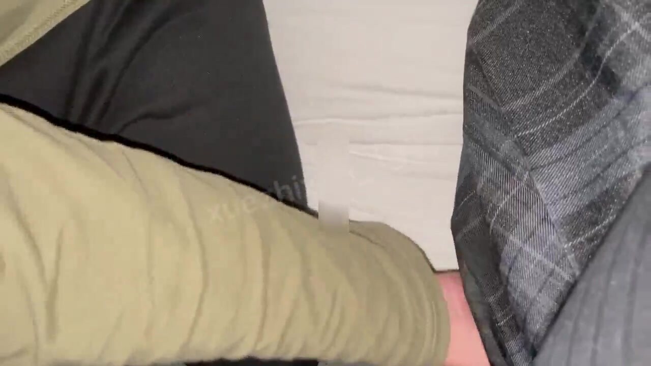 预览版,网黄便利受,勾引两个喝醉的体育生,轮流狂操内射骚逼,操的逼都合不上了