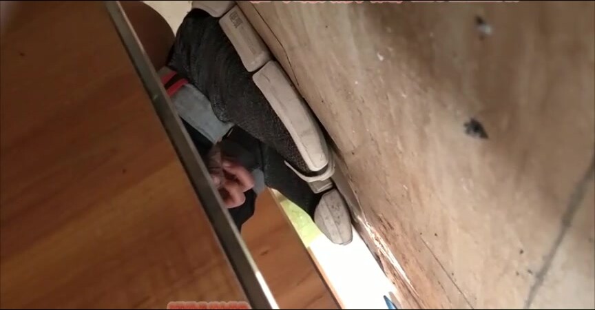 弯弓大雕射公厕(出来一看是两帅哥)