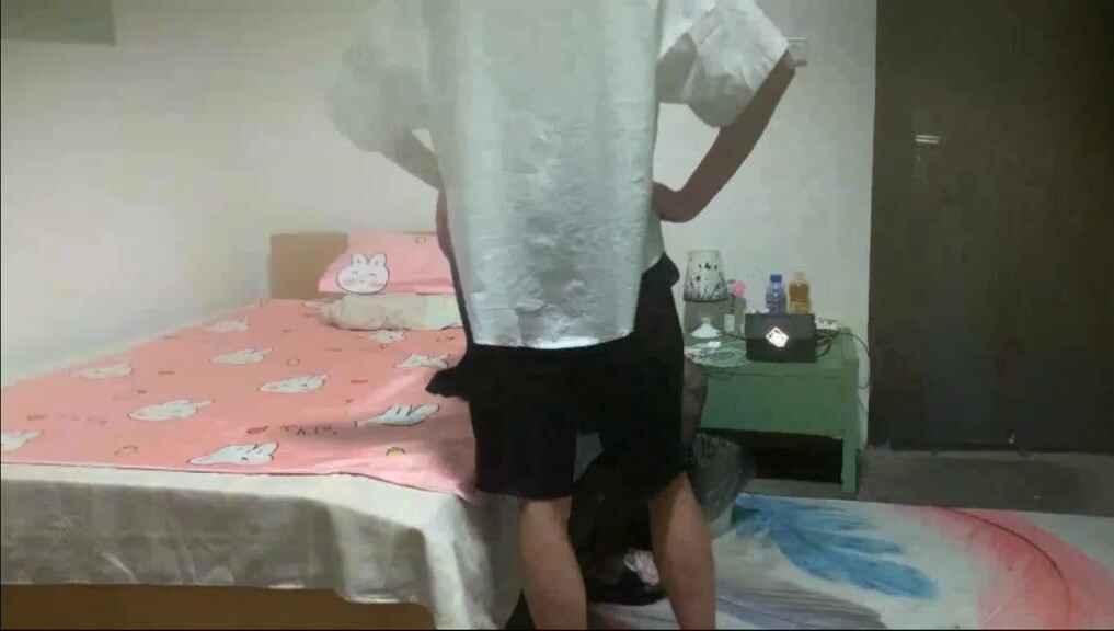 长鸡儿弟弟与伪娘