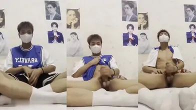 小狼狗飞机激情,用手撸屌撸出重影