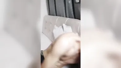 新人求关注 痞帅直男小伙被勾引视频飞机 颜值超高 给人坏坏的感觉 撸着大鸡巴喷射超多精液 好想被他操啊