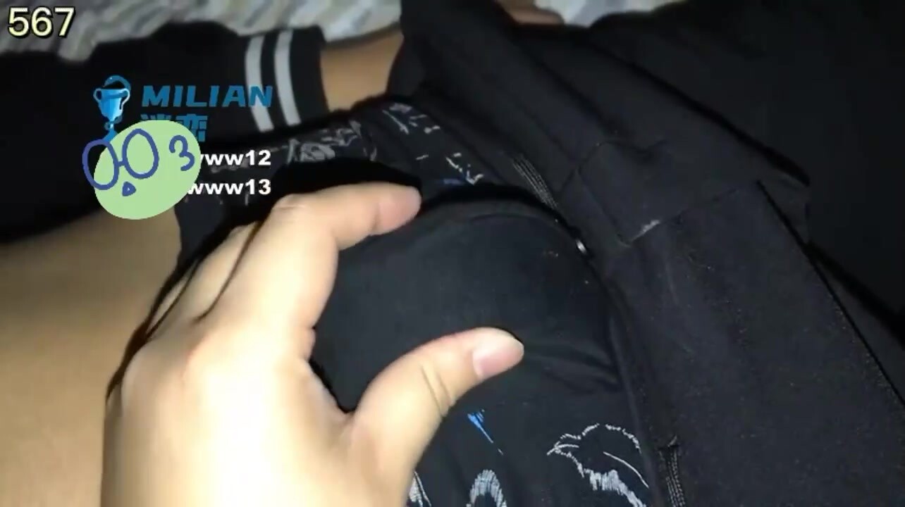 【推荐上集】18岁侄子来做暑假工,被灌醉无套开苞虐玩嫩鸡