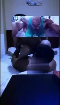 大理寺教官 18岁少年的破处之夜 他说我的太大了 看着有着害怕