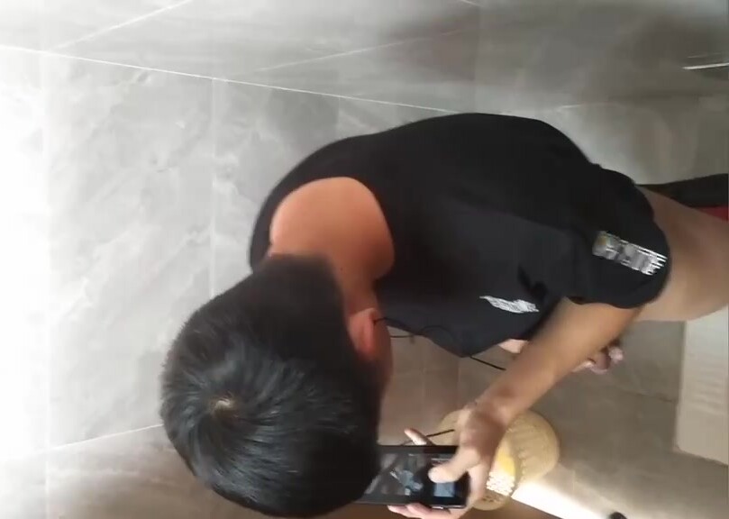 宿舍楼厕所蹲守泄欲同学第六十七弹
