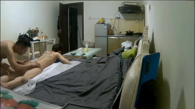 20岁190极品天菜直男小哥,前列腺按摩被技师勾引破处