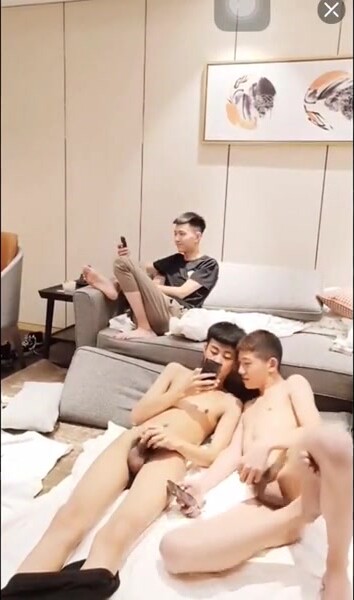 【完整版】花钱玩超帅直男帅哥被金主约玩,鸡巴很粗大