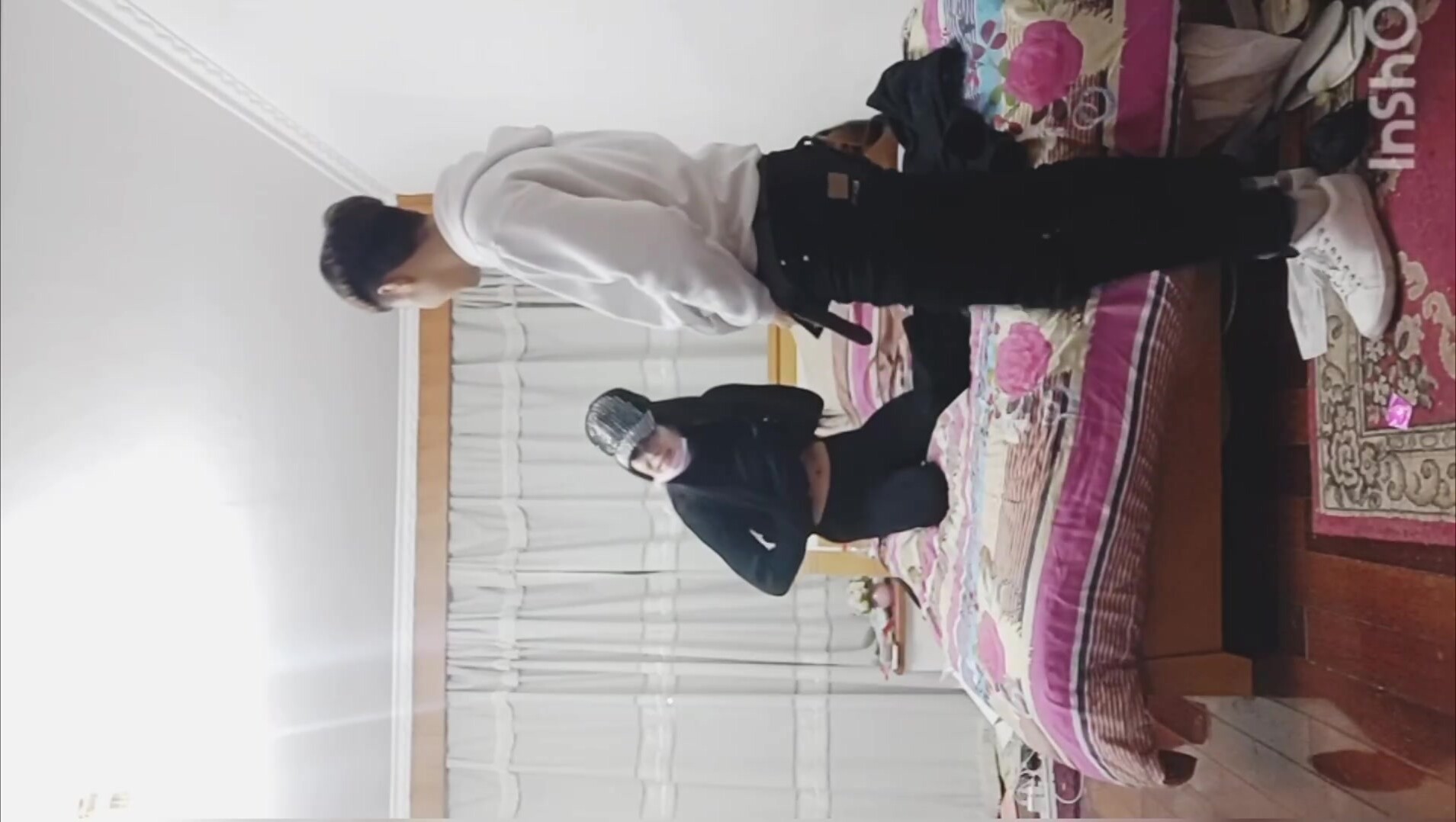 【推荐上集】伪娘姐妹团诱骗天菜学生,三人轮番上阵奸污小鲜肉