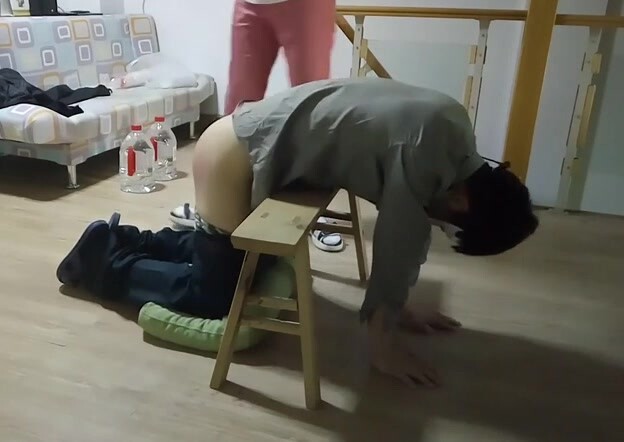 不听话的臭小子