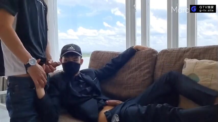 酷帅大吊男孩,也需要大棒来征服