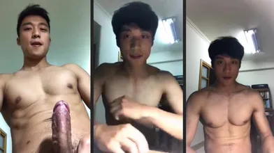 【男星飞机】知名台湾男星学生时期爆射裸聊视频流出~年少轻狂被偷录！